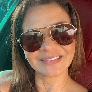 Meet your Posher, Pilar romina